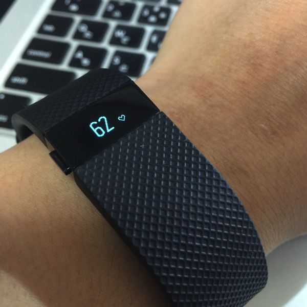 Fitbit「ChargeHR」