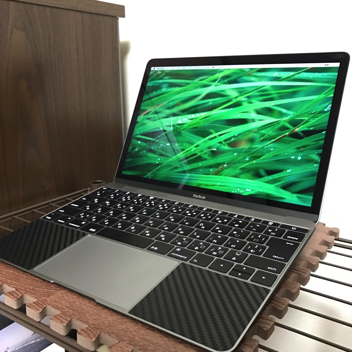 MacBookの操作をスタンディングで