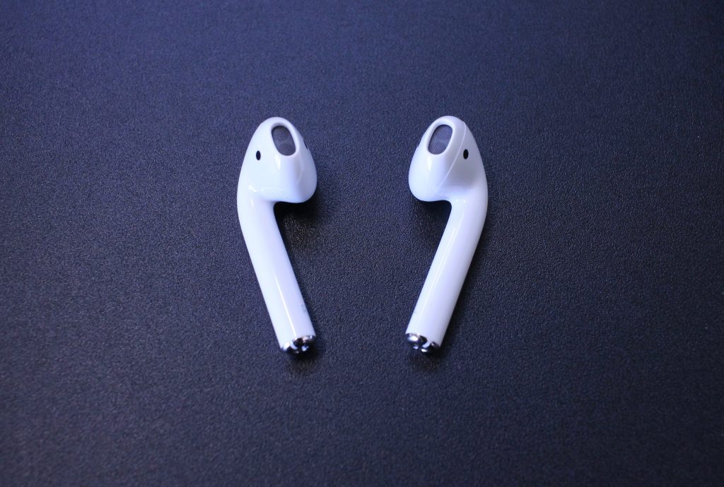 AirPods