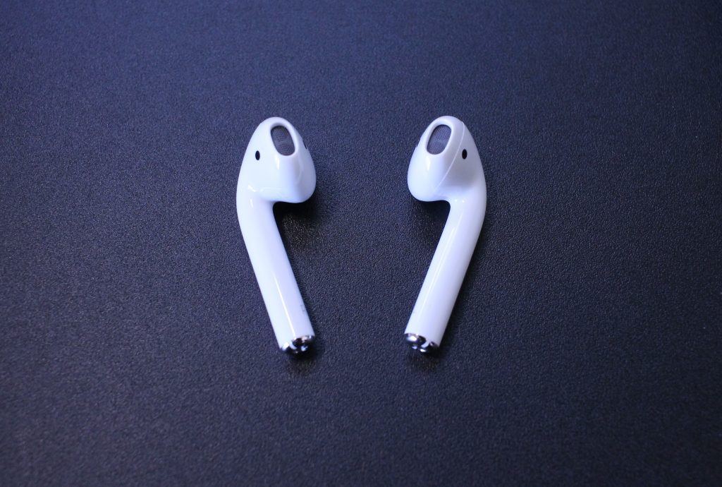 AirPods（Apple純正ワイヤレスイヤホン）レビューまとめ